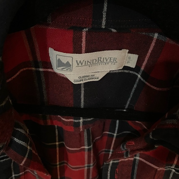 Vintage Wind River button down shirt! - Picture 7 of 8